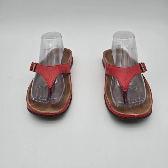 Strive Sandals Women 8.5 9 Flip Flop Thong Red Terracotta Alba Buckle Shoes Toe - Picture 3 of 11